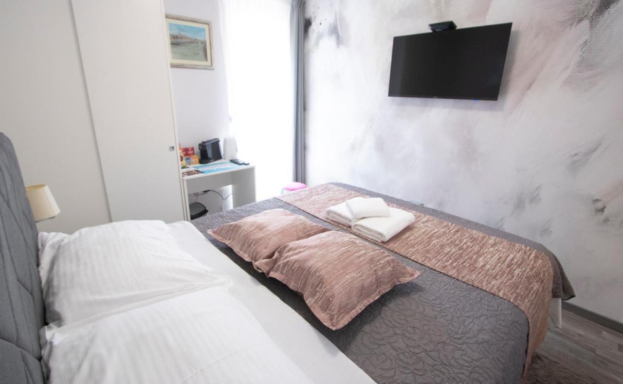 Calm Apartment & Room Zadar Ngoại thất bức ảnh
