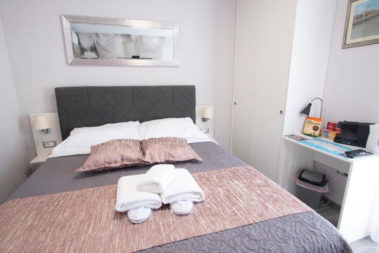 Calm Apartment & Room Zadar Ngoại thất bức ảnh